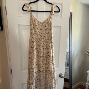 Aakaa Floral Maxi Dress